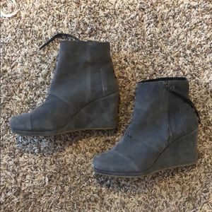 Brand new TOMS wedge booties